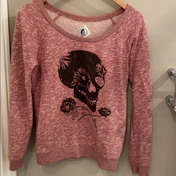 3/25$ 🦋 Volcom sweat-shirt Small